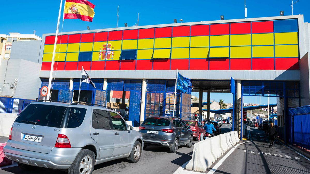 Desconcierto en Ceuta y Melilla por la apertura de incógnito de la aduana: "Estamos en pruebas"