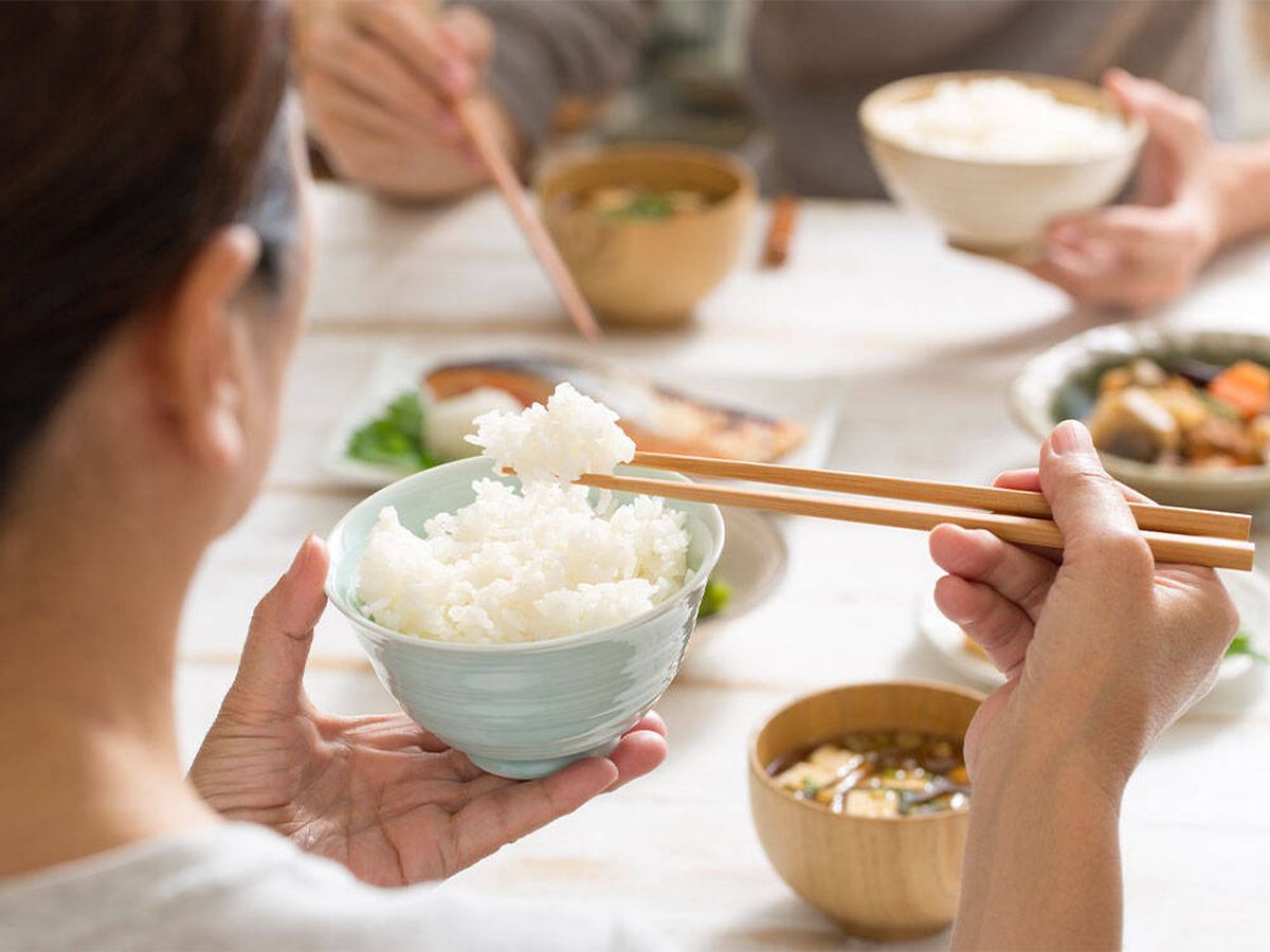 Foto: Estos son los 7 trucos que usan los japoneses para estar delgados y no hacer dieta (iStock)
