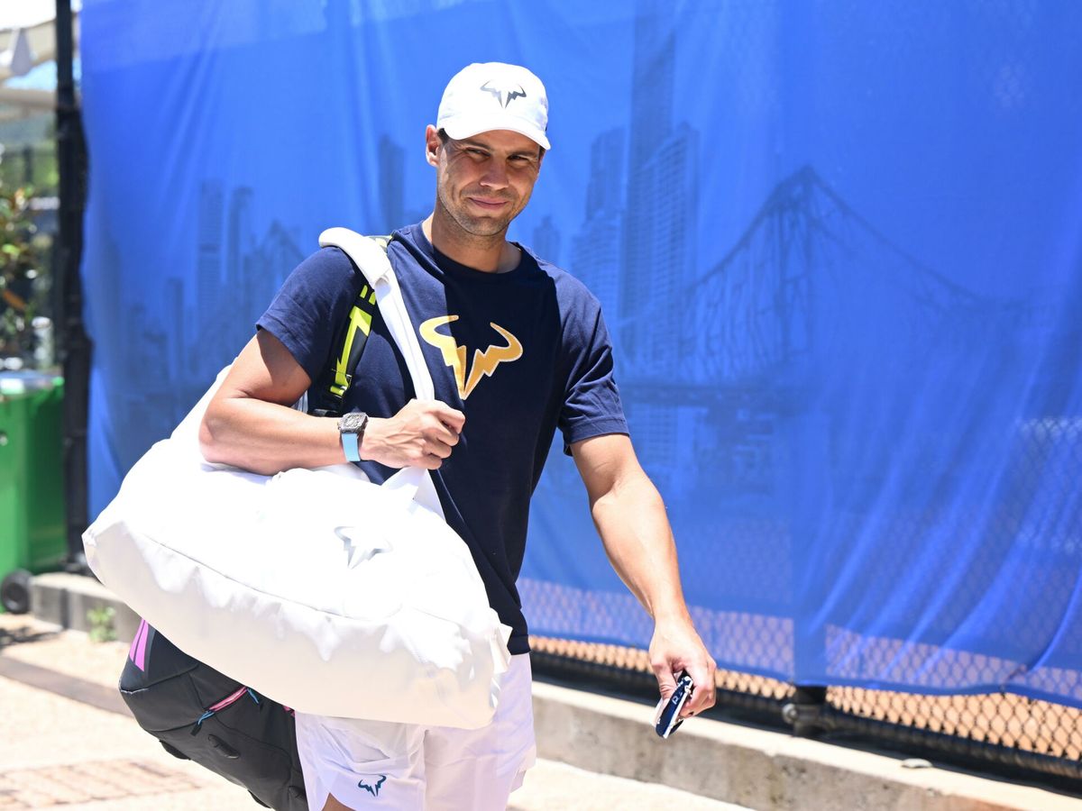 Foto: Rafael Nadal, a su llegada a Brisbane. (EFE/EPA/Darren)