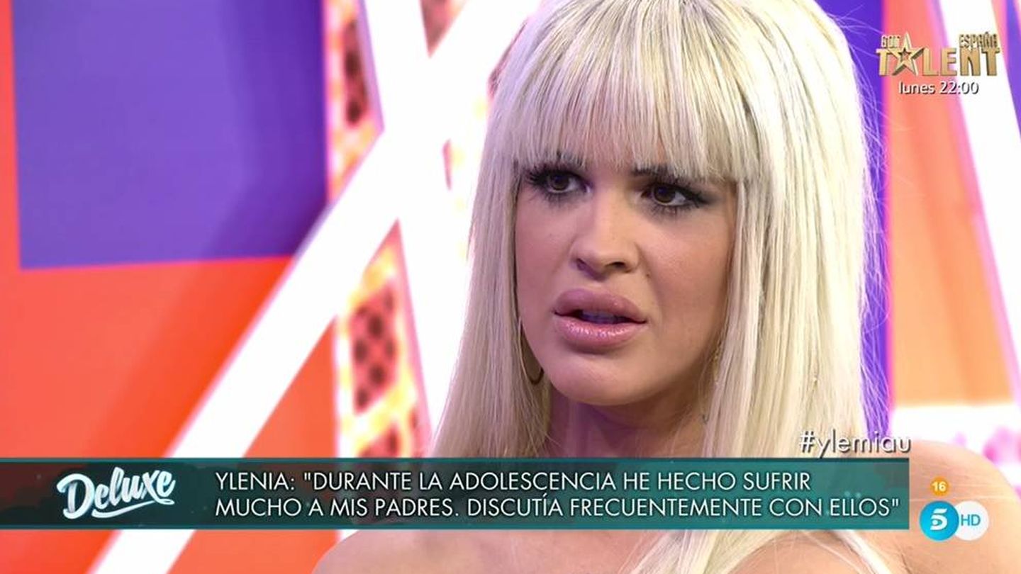 Ylenia habla con Patiño en 'Sábado Deluxe. (Telecinco).