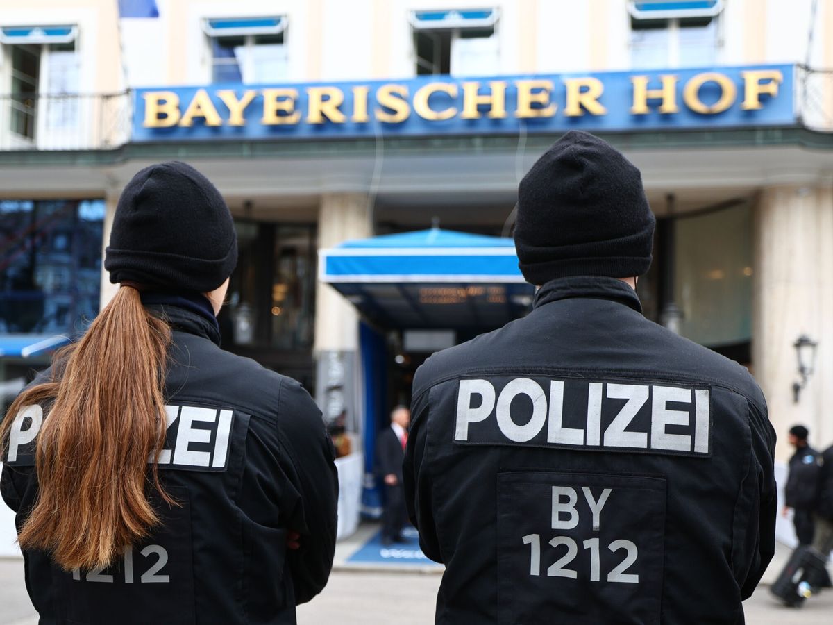 Foto: Agentes de Policía en Alemania. (EFE/Anna Szilagyi)