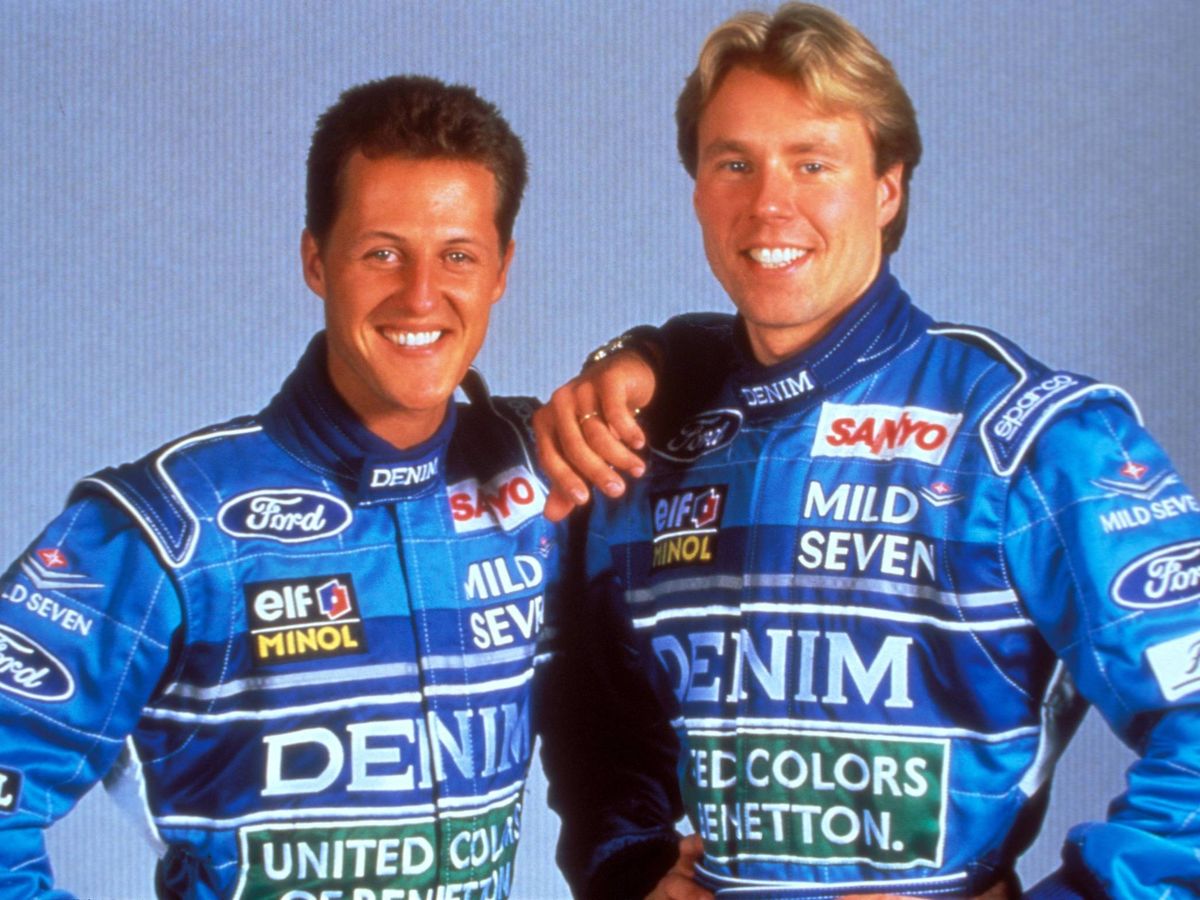 Foto: JJ Lehto junto a Michael Schumacher en el Benetton Ford de 1994. (Imago)