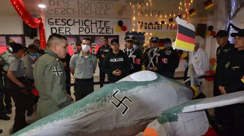  Polémica por el homenaje de policías colombianos a Alemania con símbolos nazis