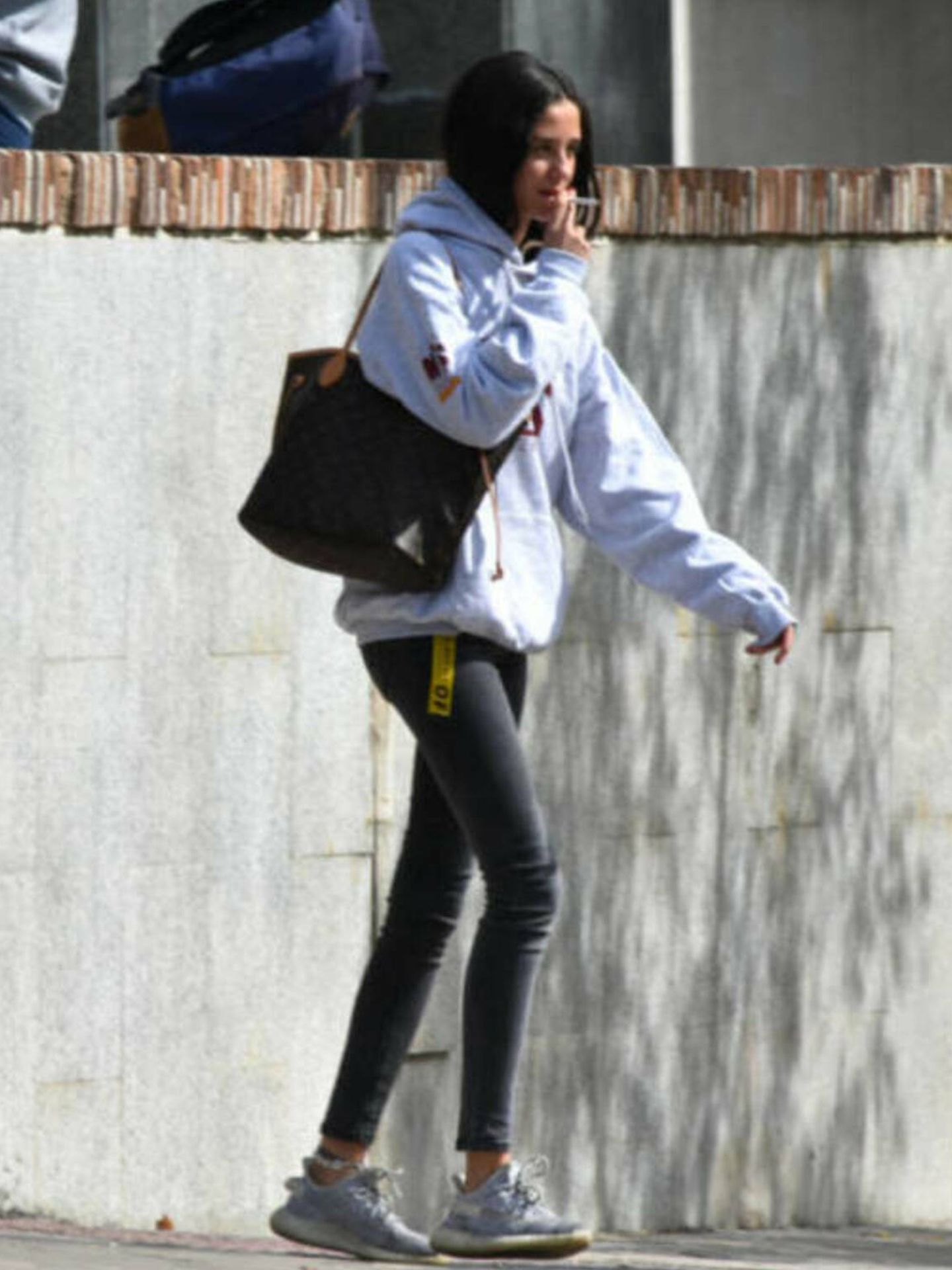 Victoria Federica, con bolso de Louis Vuitton. (Agencias)