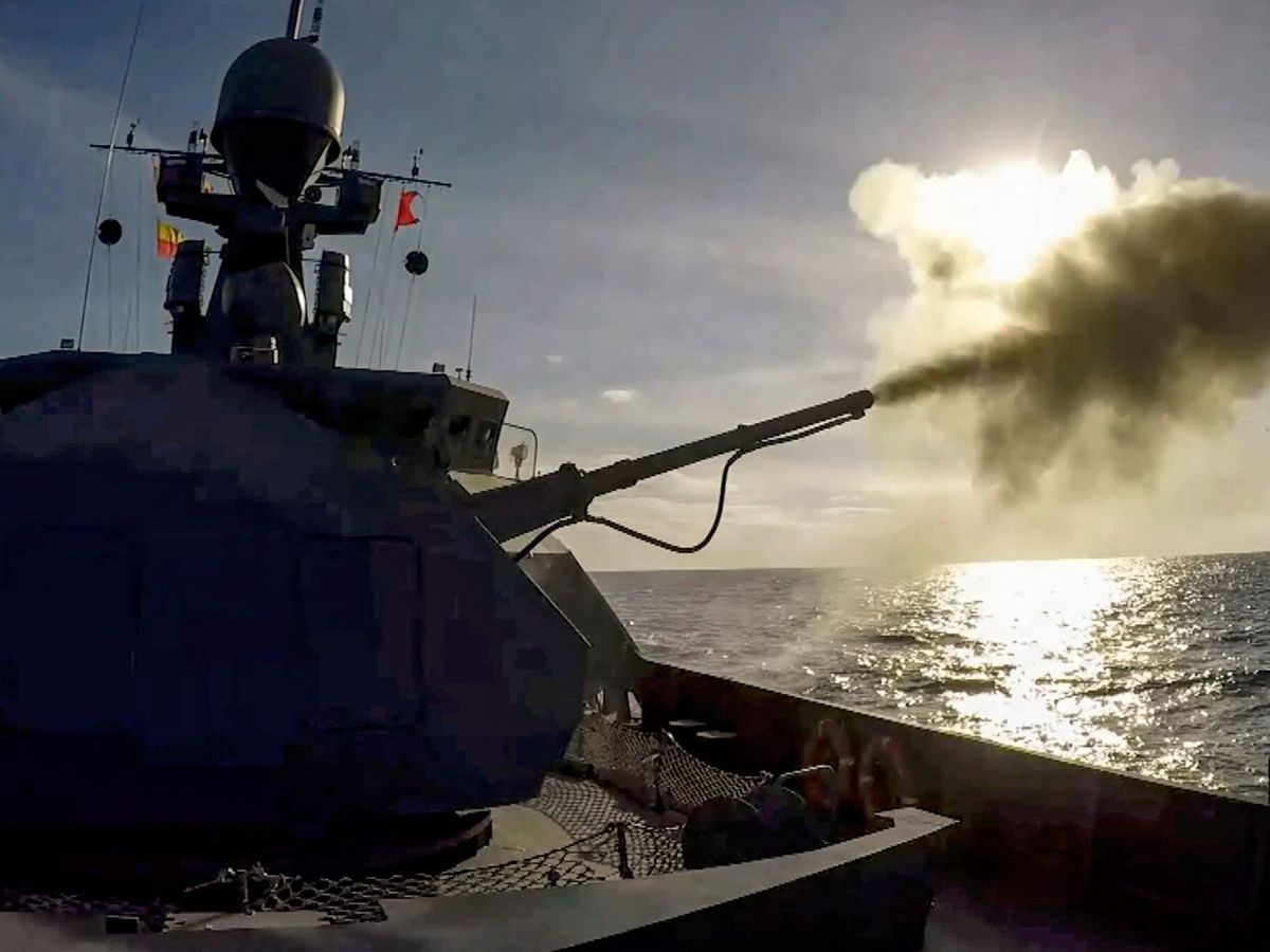 Foto: Entrenamientos de la marina rusa es Sebastopol, Rusia. (EFE/ Ministerio de Defensa ruso)