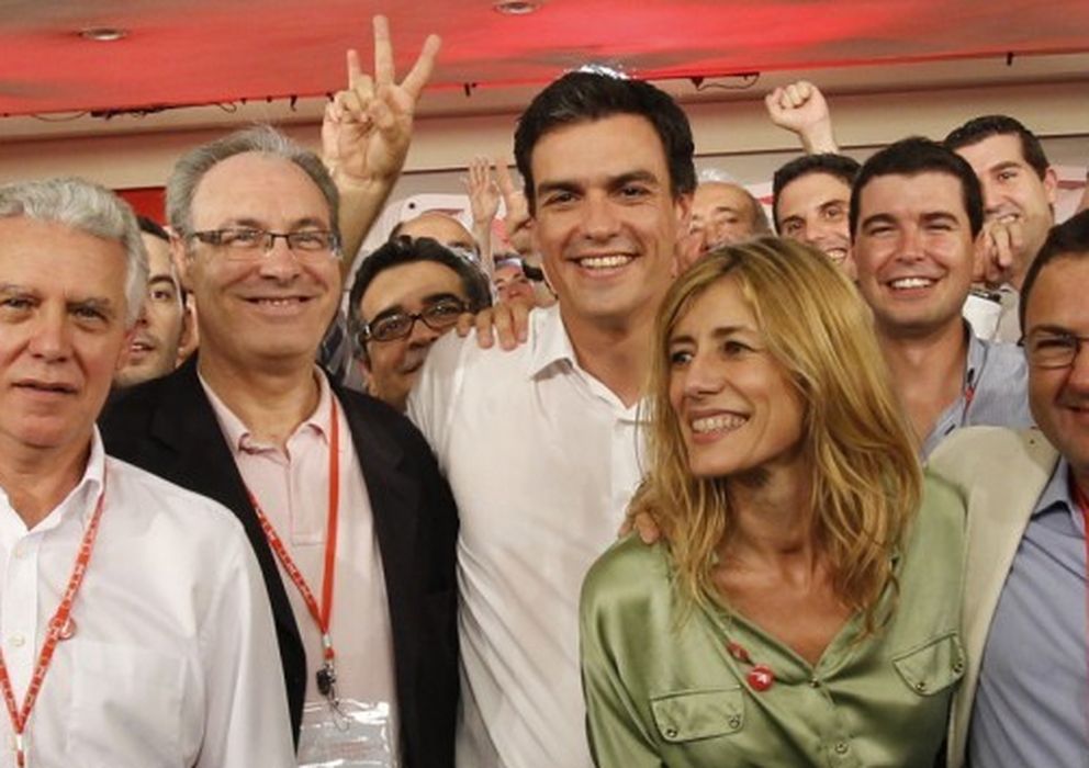 Foto: Pedro Sánchez junto a su mujer, Begoña Gómez, el pasado mes de julio (PSOE)