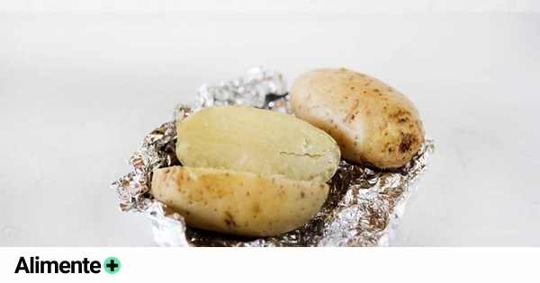 Cocer patatas al microondas: la receta más rápida, fácil y saludable