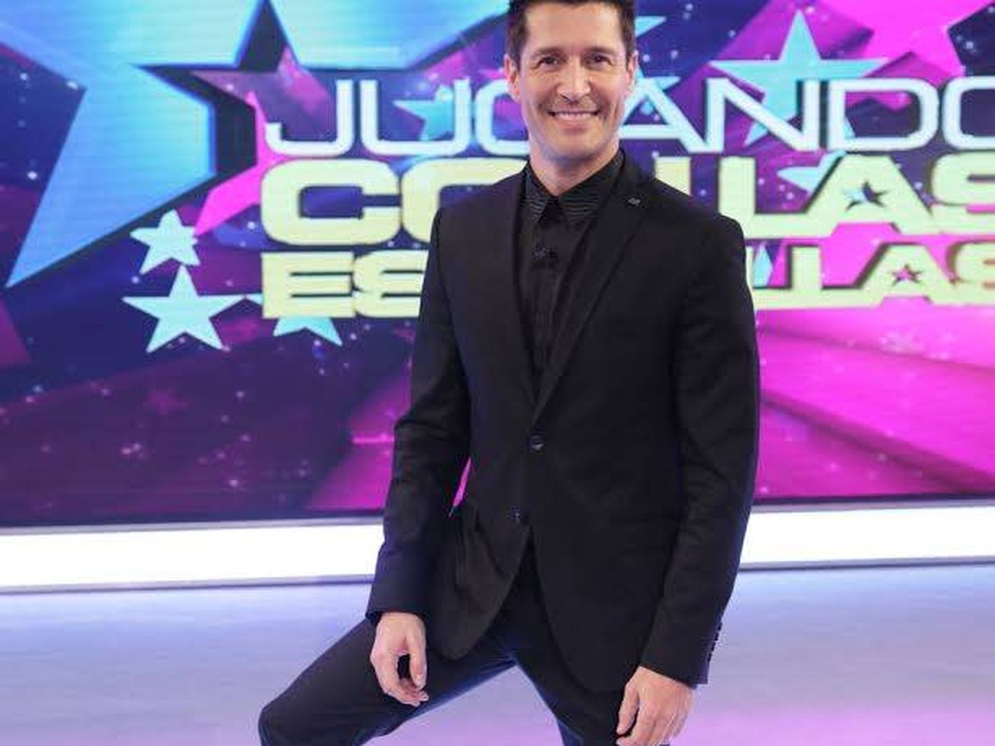 Jaime Cantizano presentador de 'Jugando con las estrellas'.