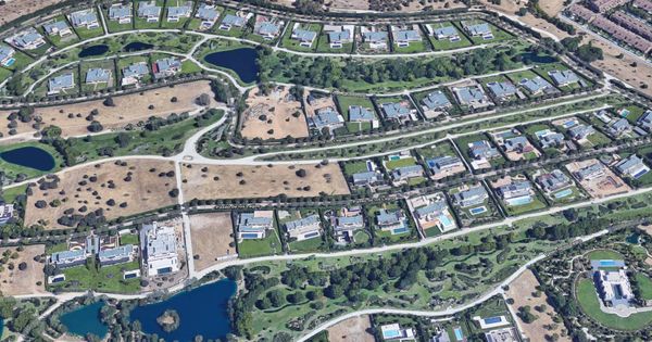 Foto: Vista aérea de la urbanización La Finca. (Google Maps)