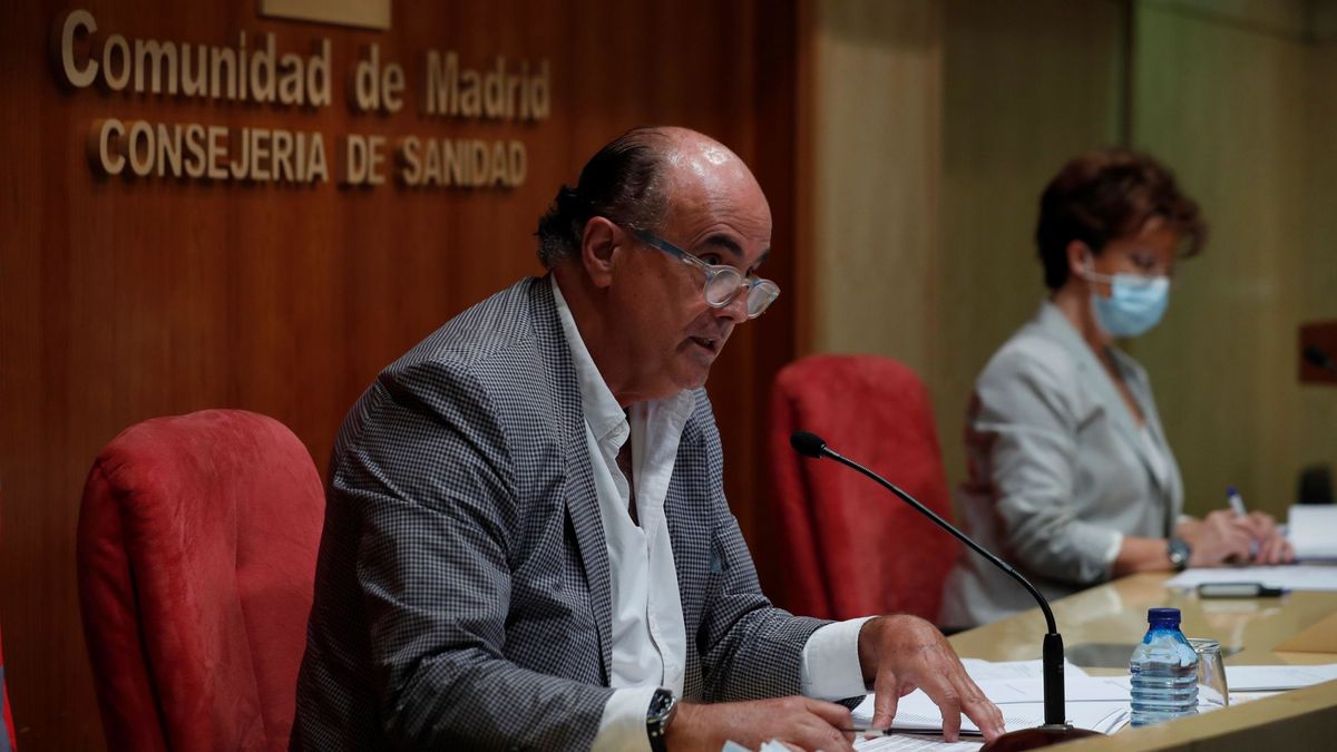 Madrid tacha de "fraude" el documento de Sanidad y amplía la autocita desde los 50 años