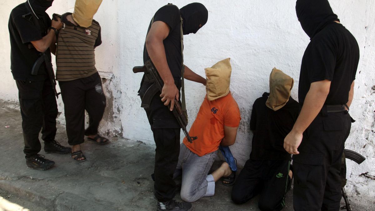 “Estrangular cuellos”: palestinos torturados y ejecutados sumariamente por Hamás