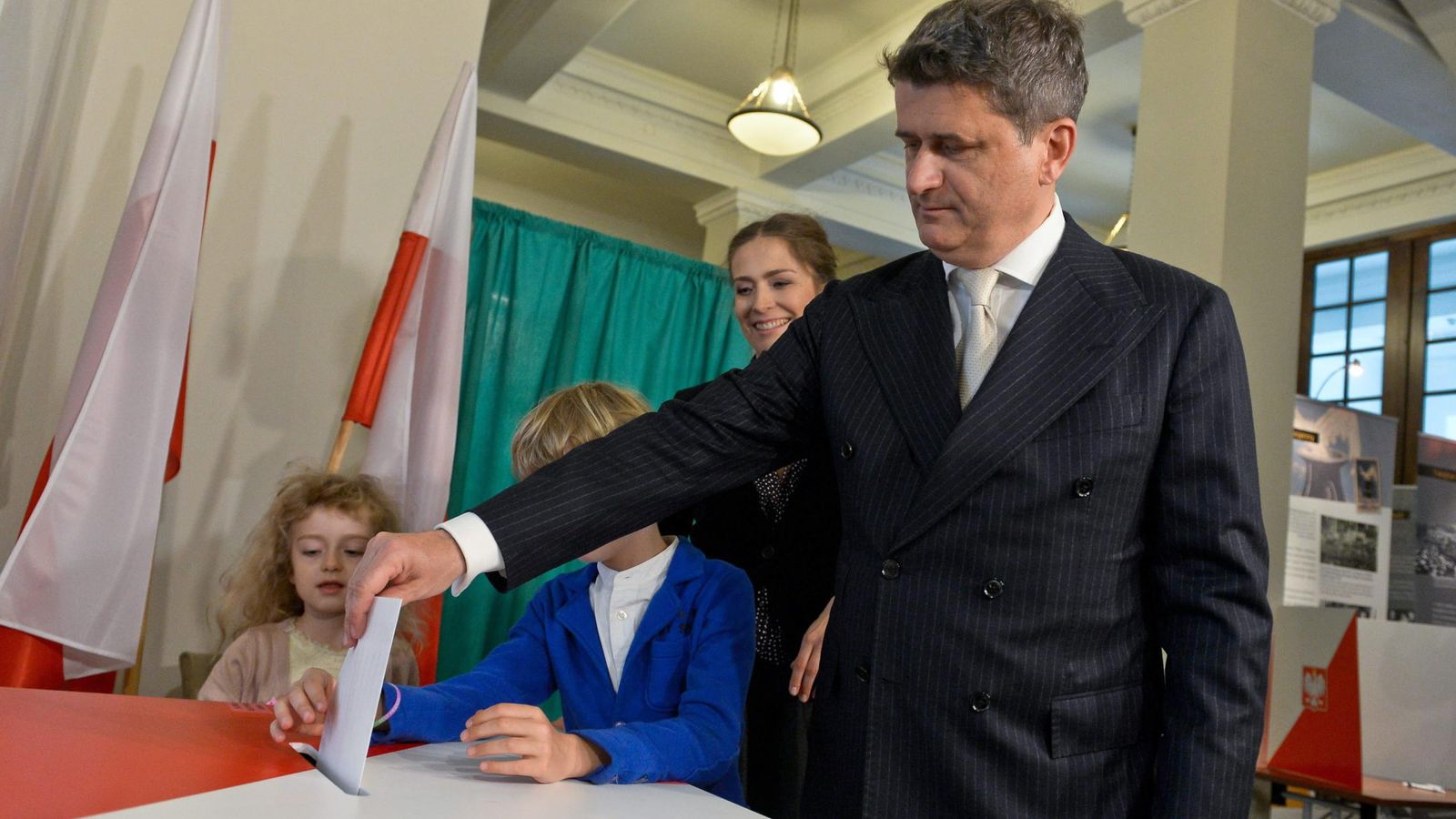 Foto: El candidato a la presidencia de Polonia, Janusz Palikot, votó el pasado domingo (EFE)