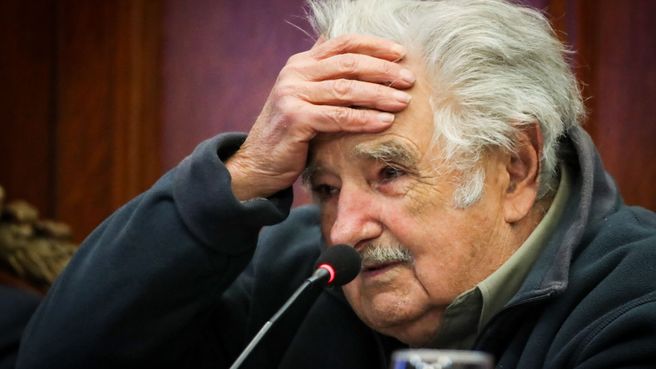 Foto de José Mujica recibe el título de doctor honoris causa