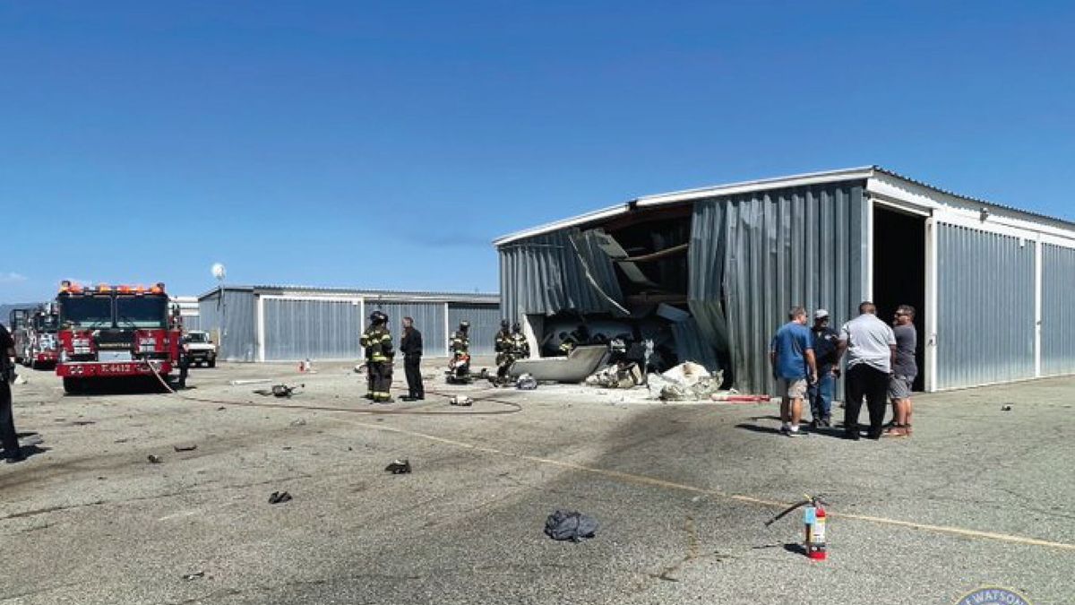 Tres muertos tras chocar dos avionetas al intentar aterrizar en un aeropuerto de California