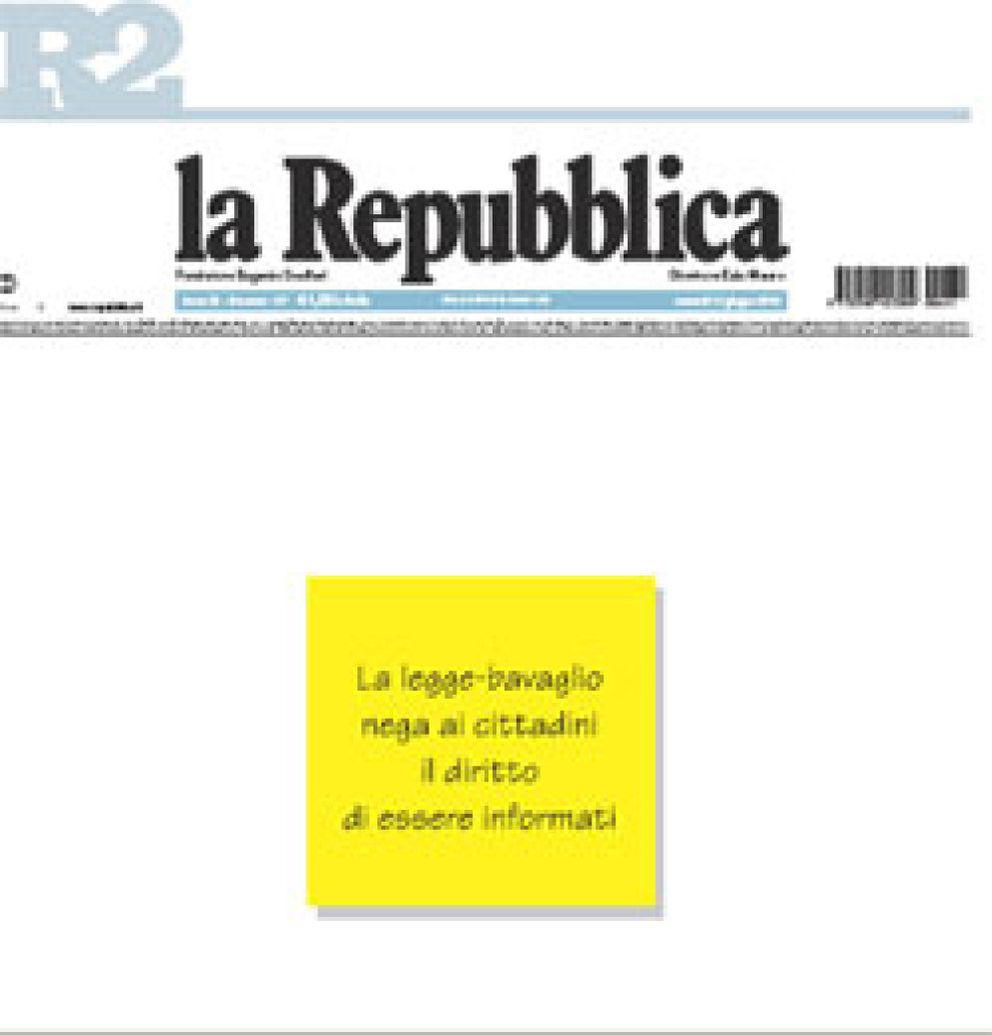 Foto: ‘La Repubblica’ protesta contra Berlusconi dejando su portada en blanco