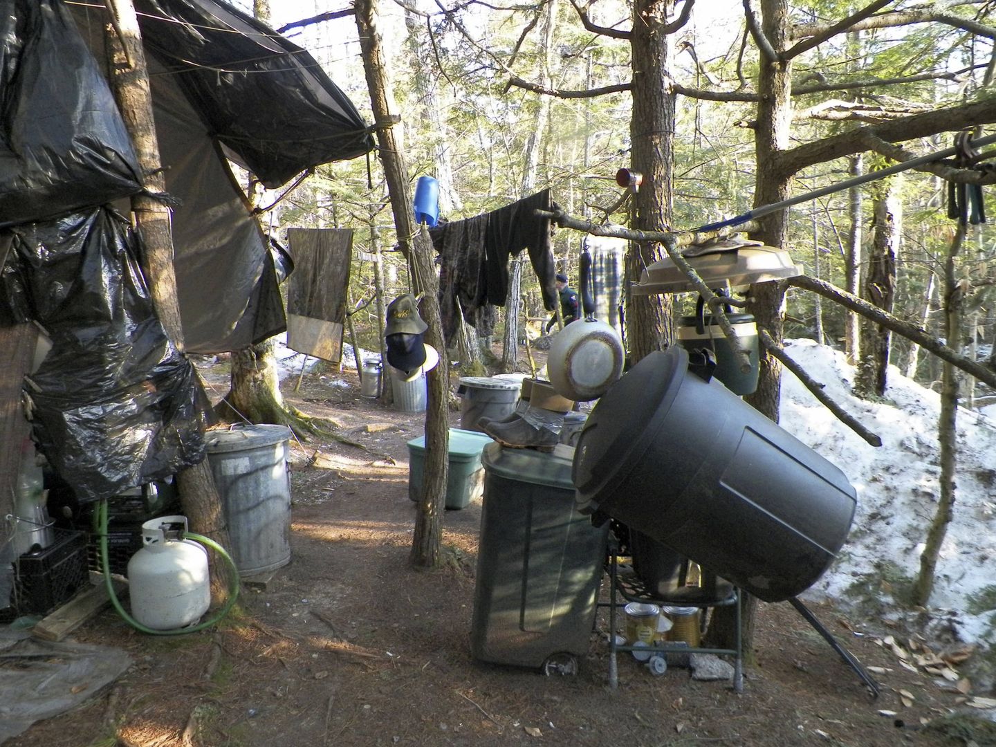 El campamento en el que Knight vivía en el momento de su detención. (Reuters/Maine State Police)