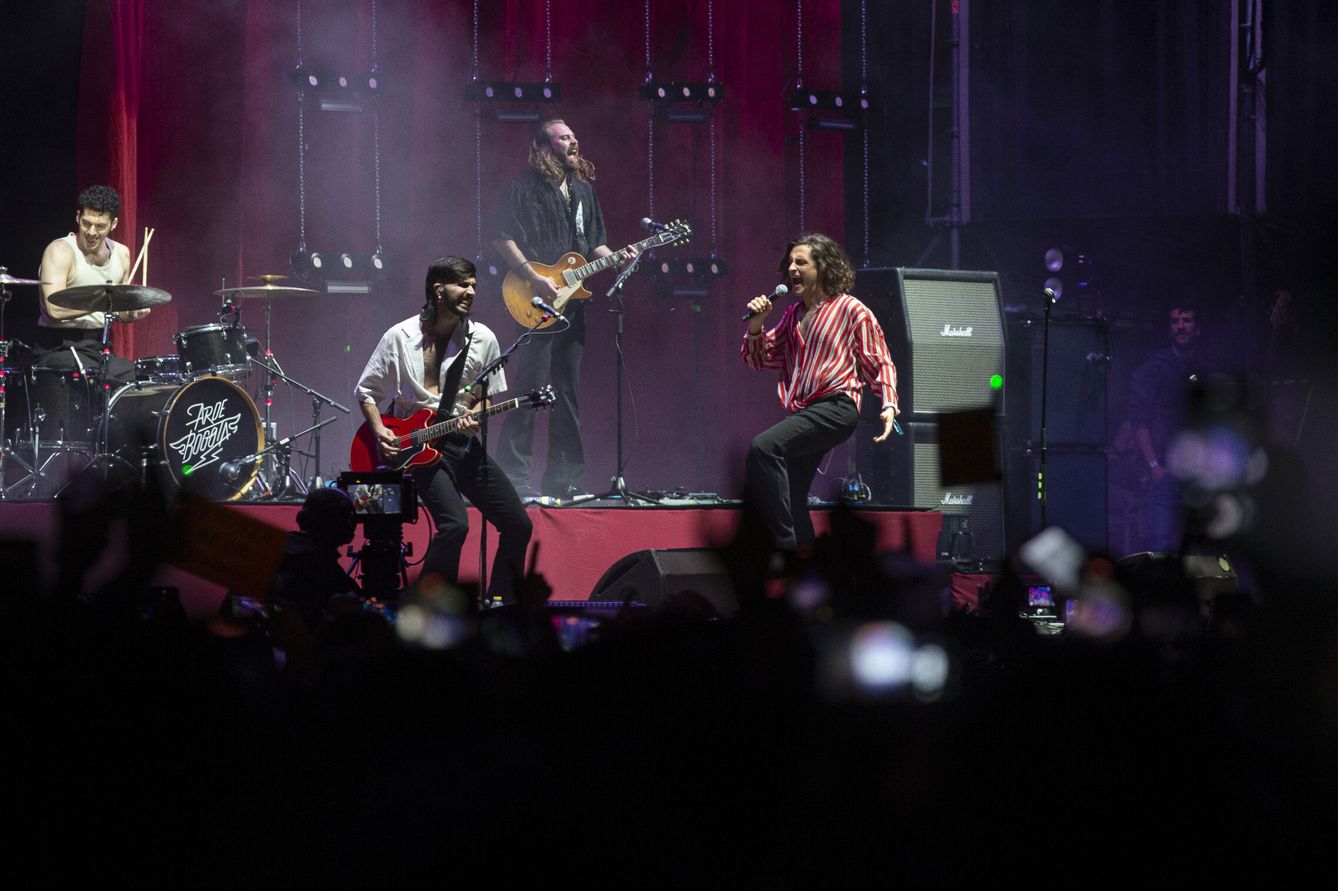 MURCIA, 03 05 2024.- La banda cartagenera Arde Bogotá durante su actuación en el WARM UP Festival de Murcia (EFE/Marcial Guillén)