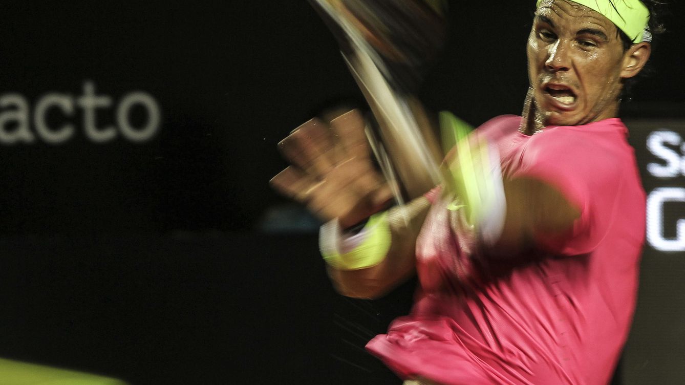 Foto: Rafa Nadal en acción ante Fabio Fognini en la semifinal de Río (Efe).