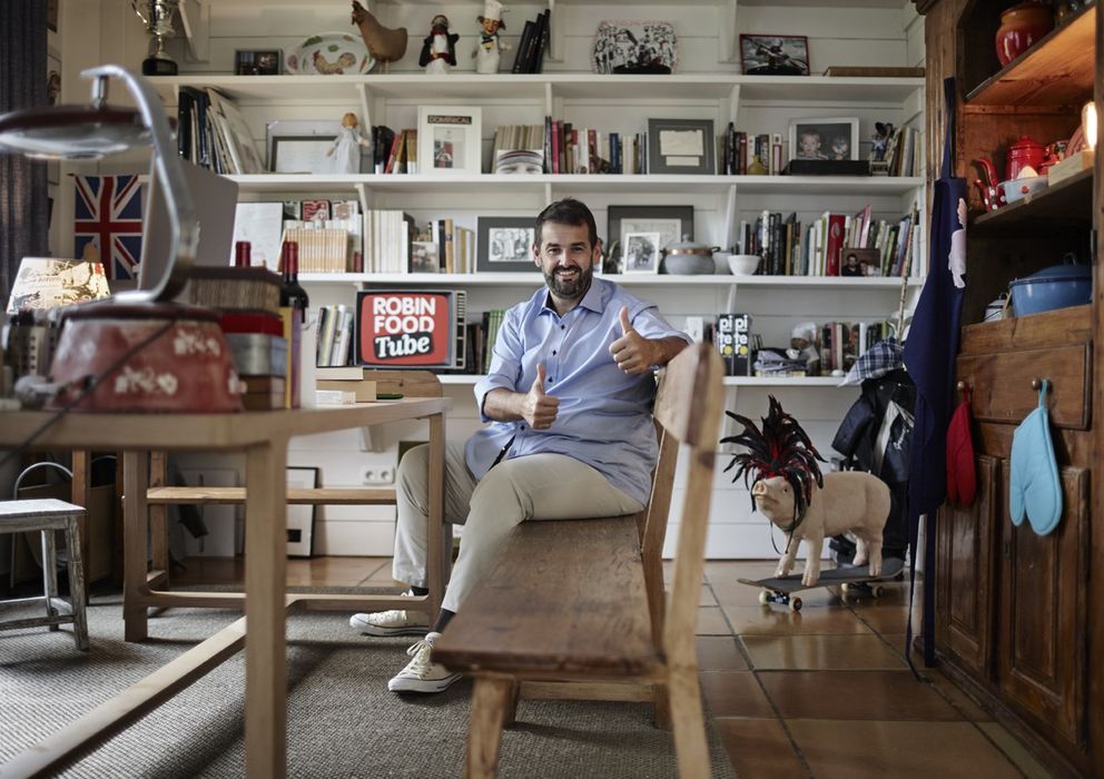Foto: David de Jorge en su despacho. (J. L. López de Zubiria)
