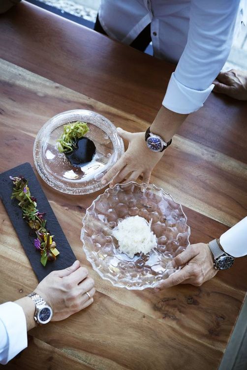 La precisión de los relojes Breitling se ha unido a la creatividad de tres grandes chefs.