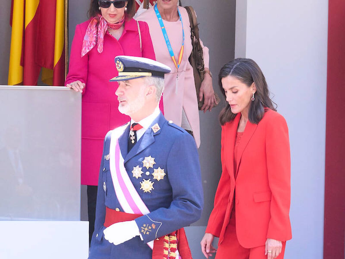 Foto: Felipe VI y Letizia, durante el desfile de las Fuerzas Armadas. (LP)