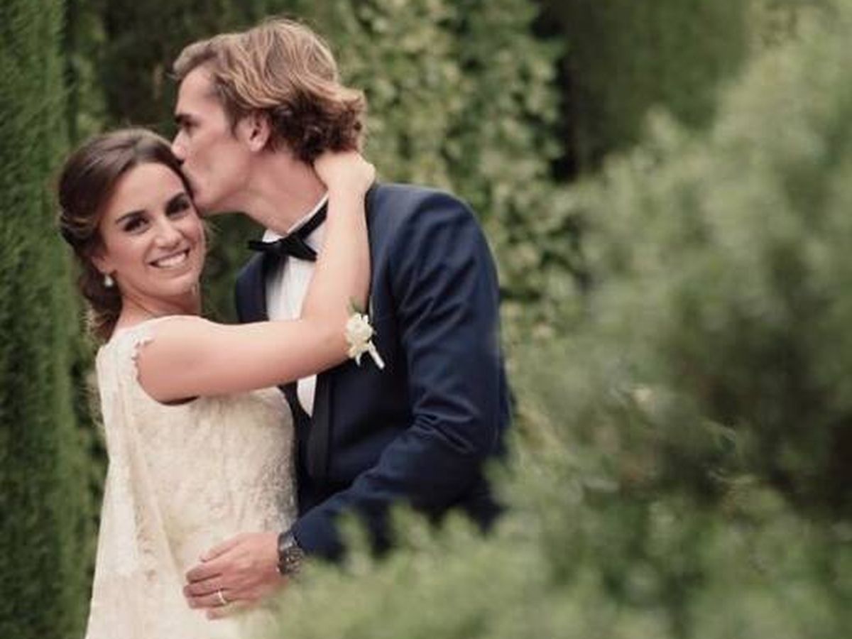 Foto: Erika Choperena y Antoine Griezmann, el día de su boda. (Instagram @eri_chope)