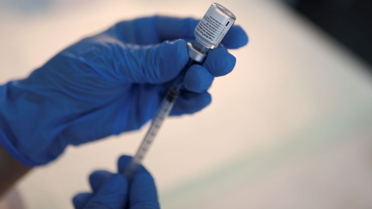 Bruselas busca cortar la hemorragia de la crisis de las vacunas