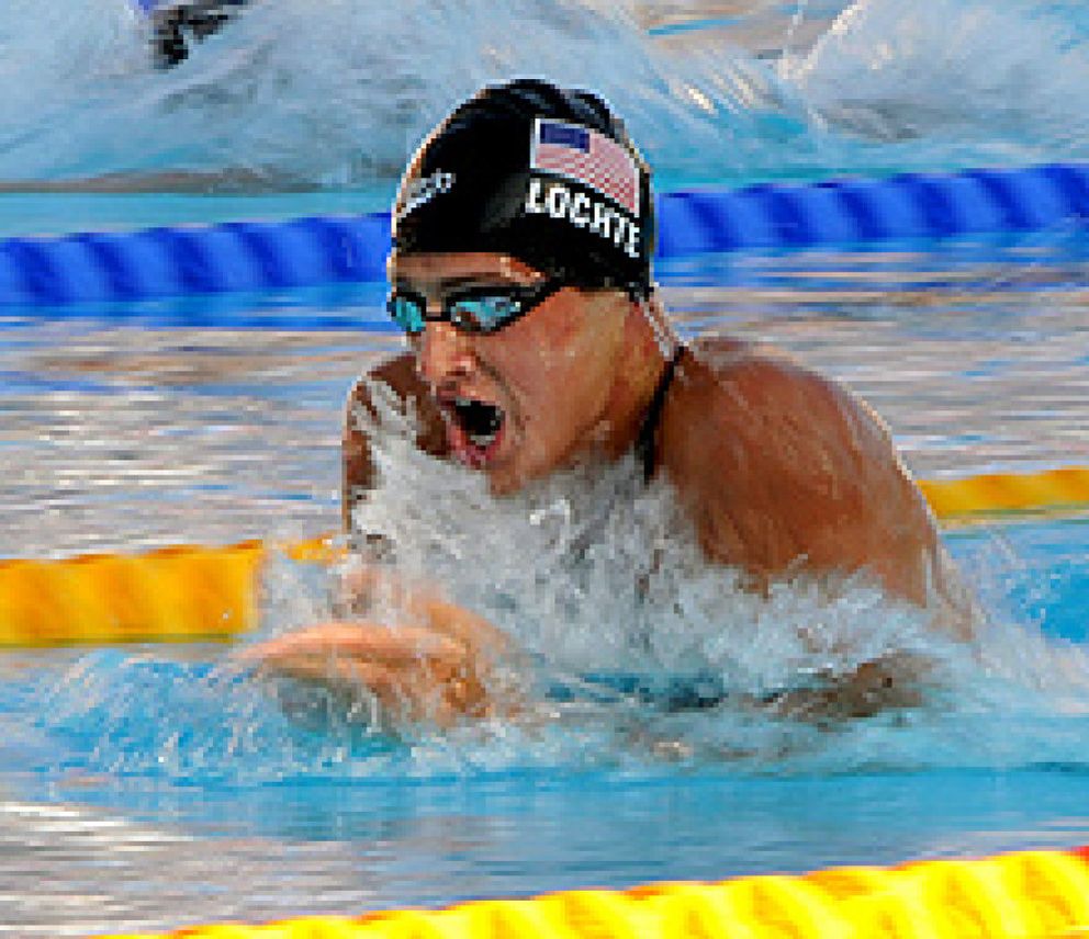 Foto: Lochte, campeón del mundo de los 200 libres por delante de Phelps