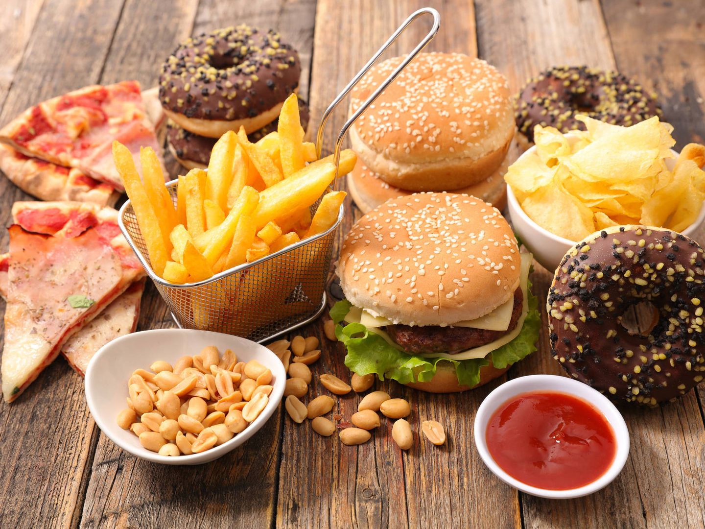 Incluso la comida basura tiene su sitio en la dieta Macro. (iStock)