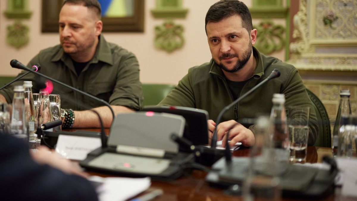 Kiev cree que sonsacará "información interesante" a Medvedchuk, el amigo de Putin capturado