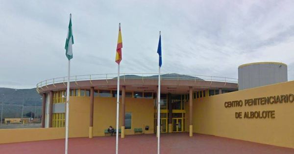 Foto: Centro penitenciario de Albolote (Granada) donde permanece ingresado el 'violador múltiple' de Málaga. (Google Maps)