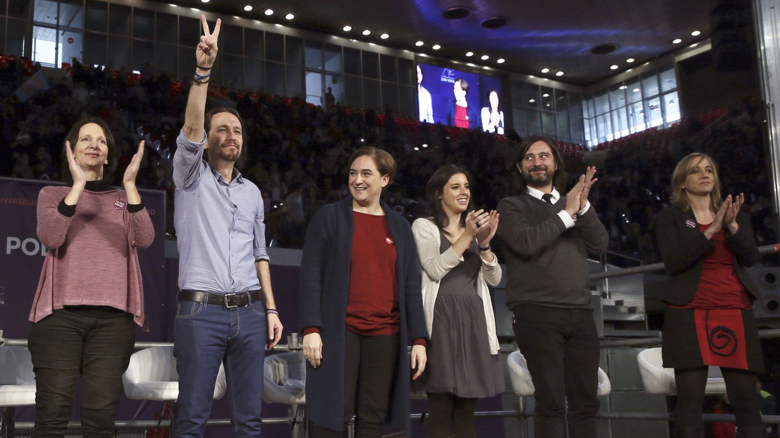 Foto: Mitin del 13 de diciembre de Podemos en la Caja Mágica de Madrid. (Efe)