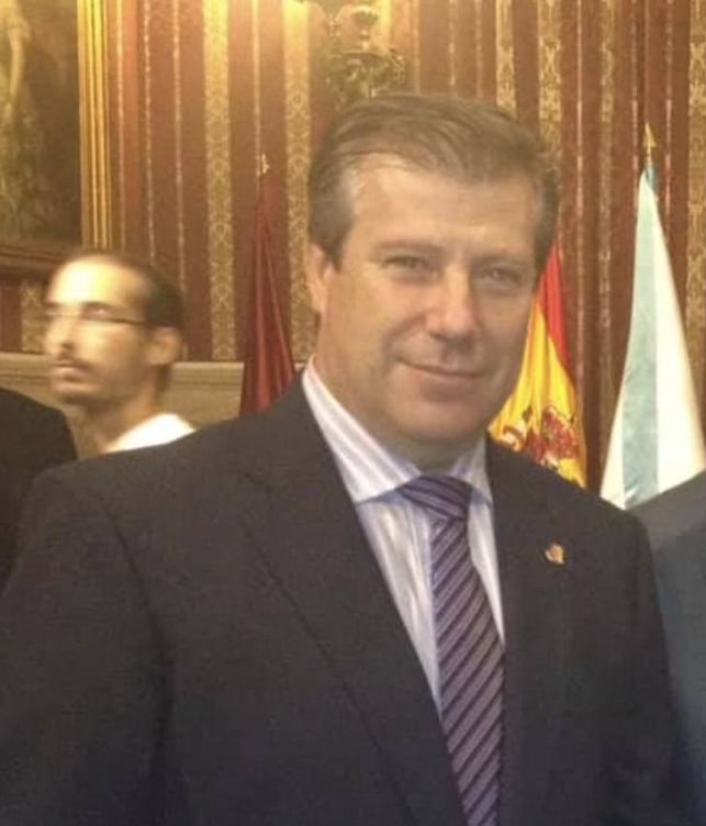Álvaro Arias, alcalde de Valdefuentes.