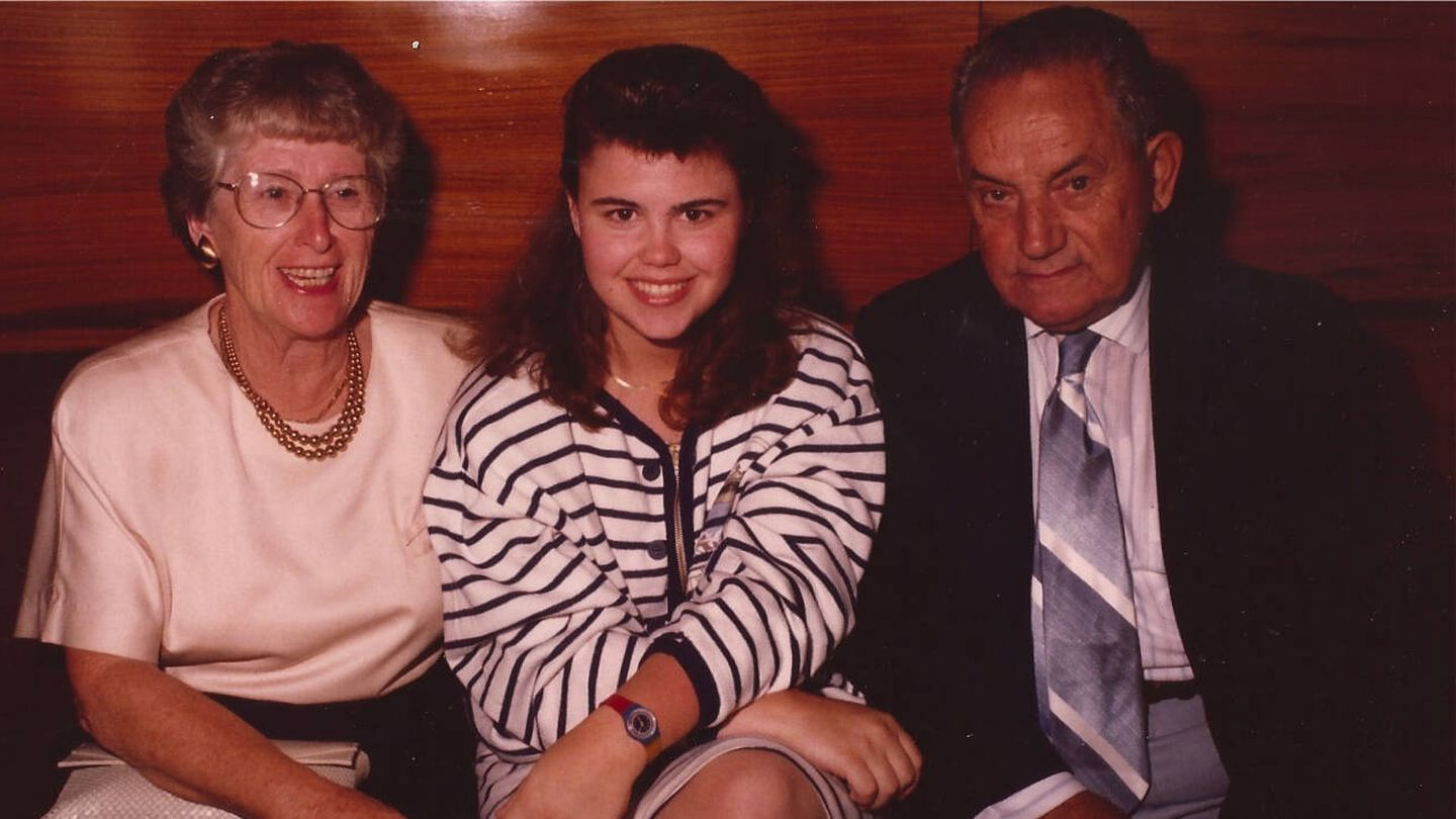 Jewel, Alli y 'Joe' durante unas vacaciones de 1989. (Cedida por Alisson Larado)