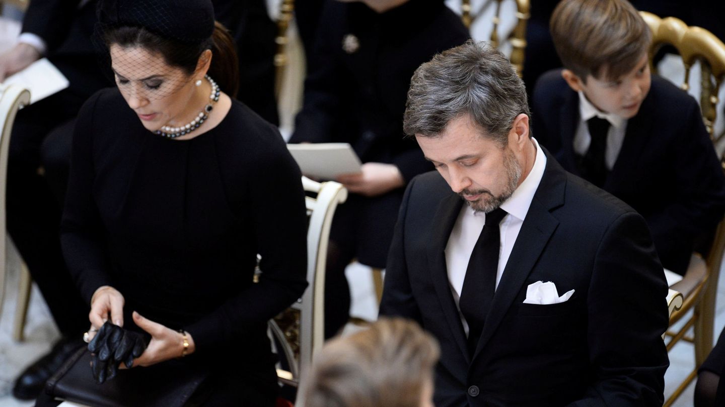 Mary en el funeral del príncipe Henrik. (Reuters)