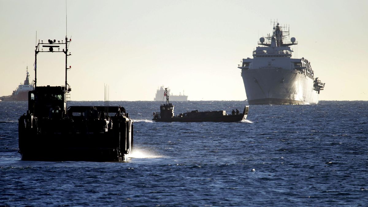 Gibraltar acusa a la Guardia Civil de poner en 'serio' peligro un submarino británico