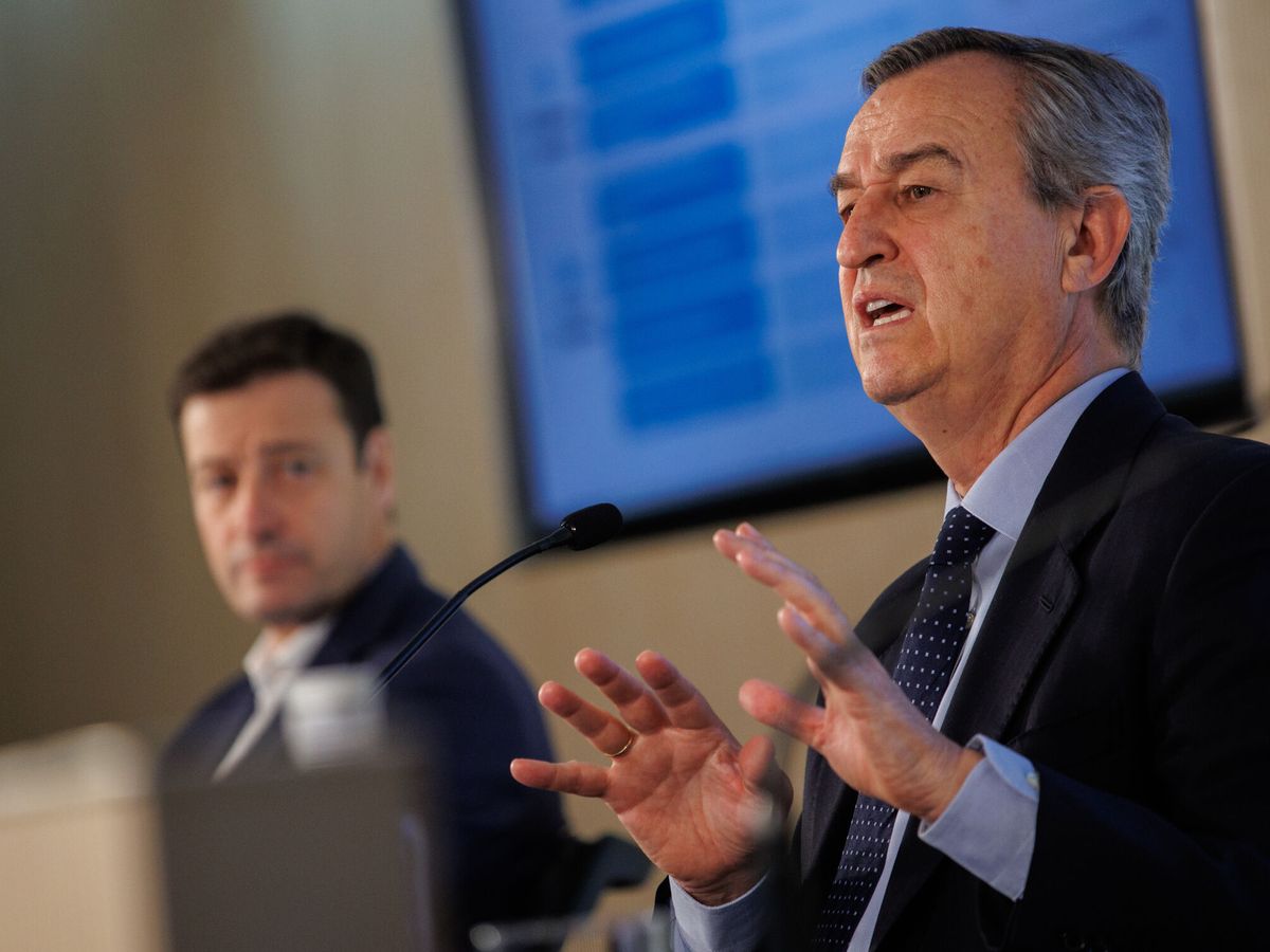 Foto: El CEO de Banco Sabadell, César González-Bueno (d). (Europa Press/Alejandro Martínez)