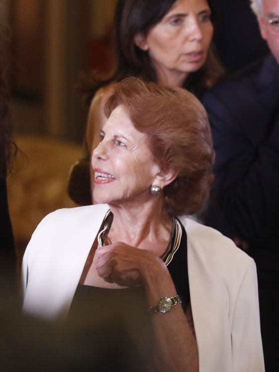 Patricia Llosa, durante la entrega del premio. (EFE/Paolo Aguilar)