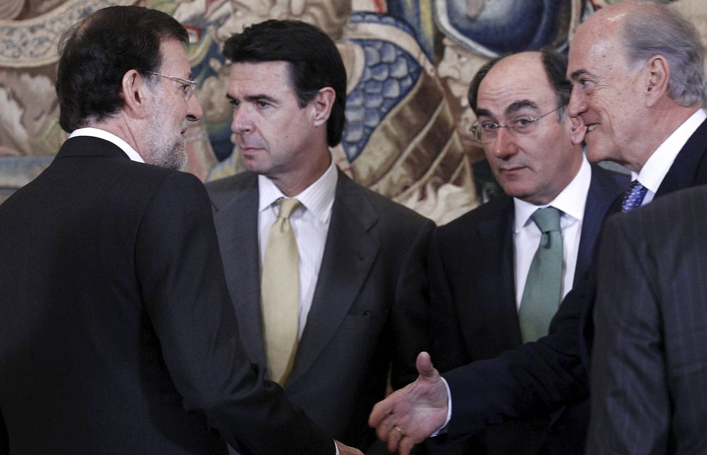 Sánchez Galán y el ministro de Industria, José Manuel Soria. (EFE)