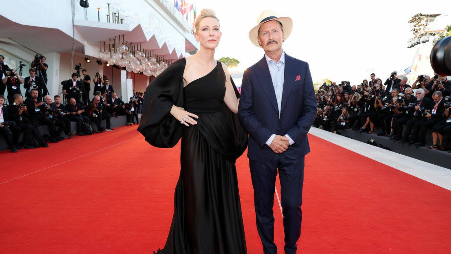 Todd Field y Cate Blanchett, en la ceremonia de clausura (Getty)