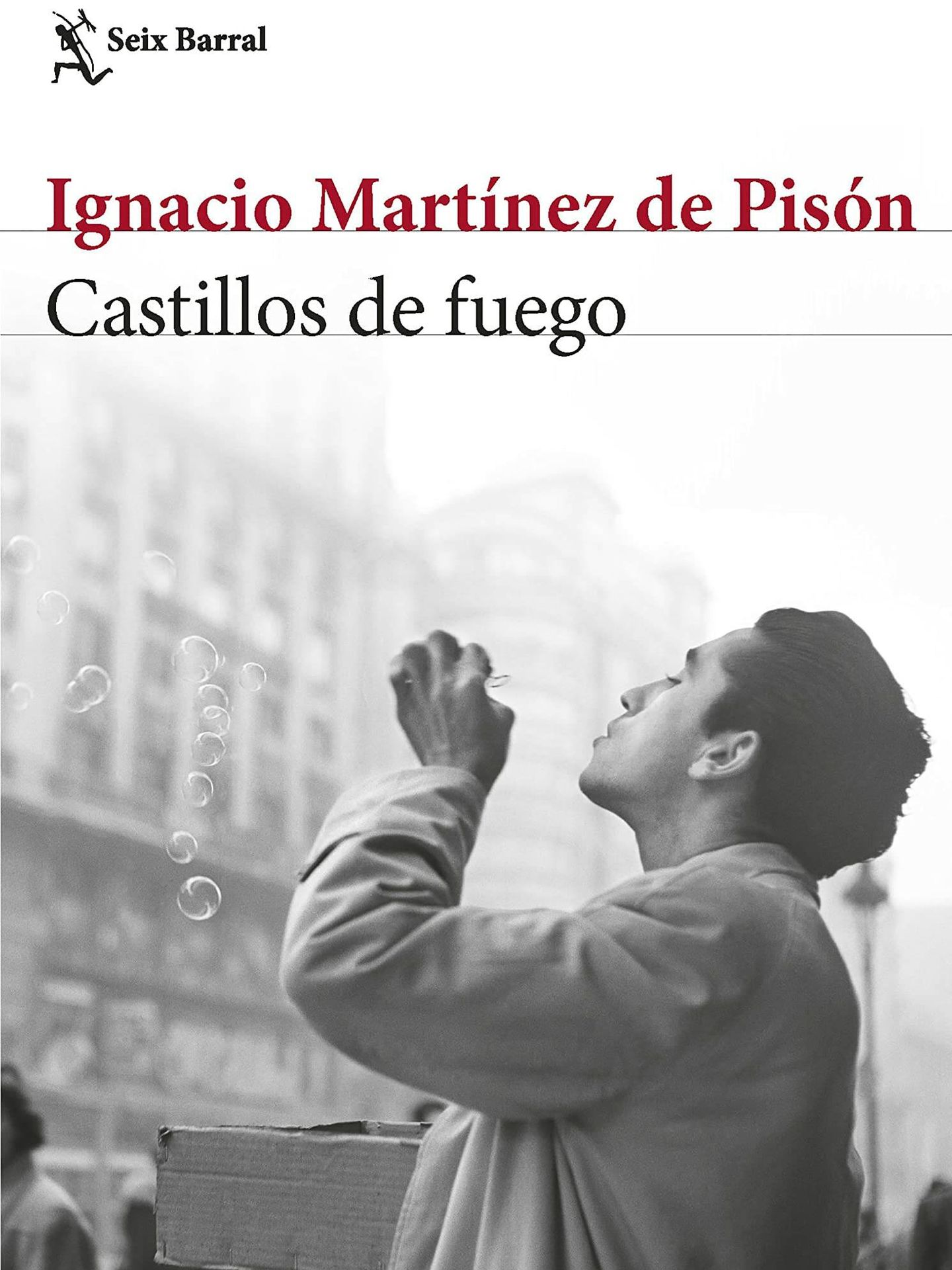 Portada de 'Castillos de fuego', el nuevo libro de Ignacio Martínez de Pisón.