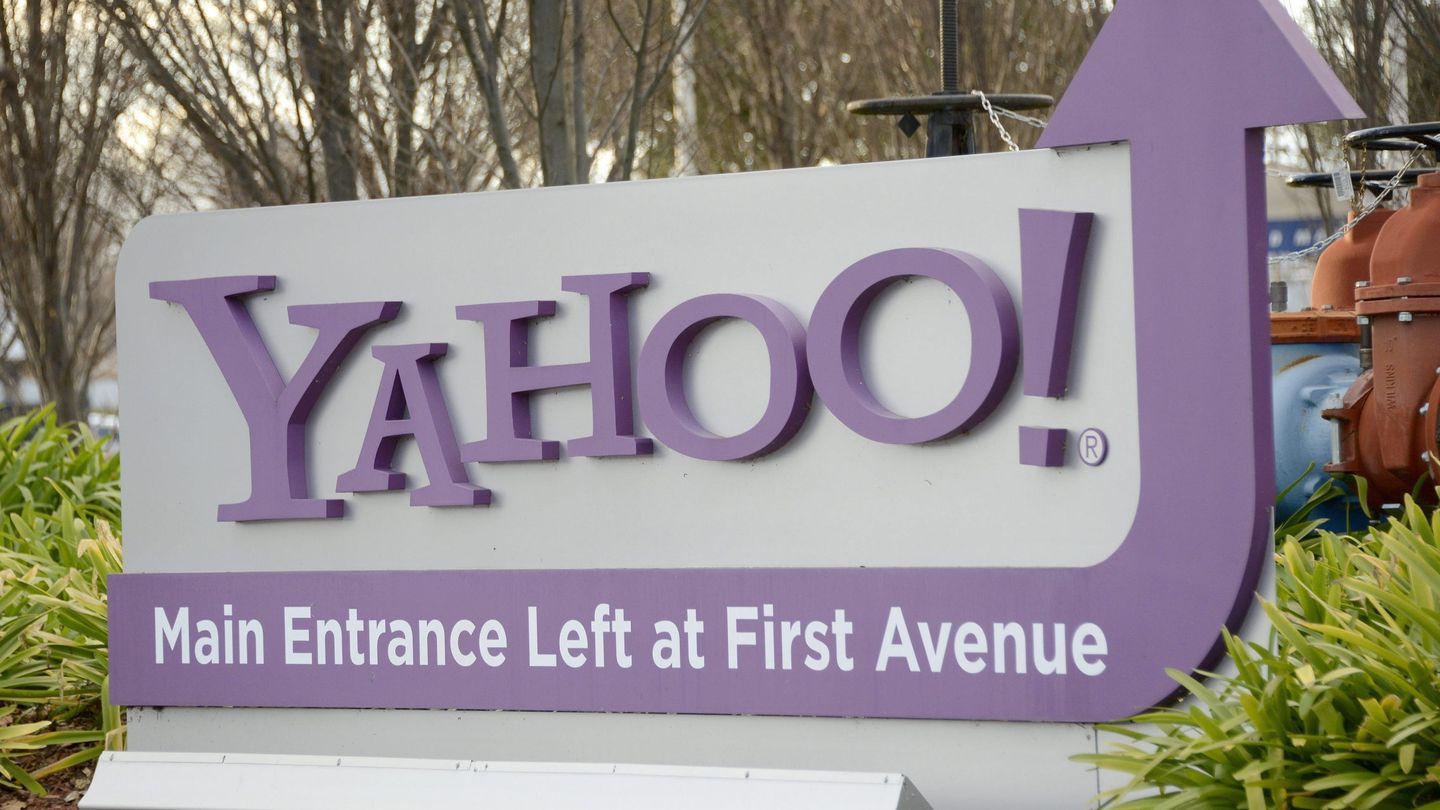 El futuro de Yahoo parece apuntar en dirección opuesta a la de la flecha. (EFE)