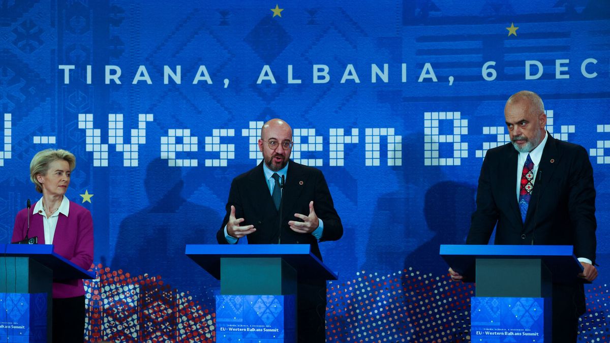 La UE renueva su promesa europea a los Balcanes en la cumbre de las buenas palabras
