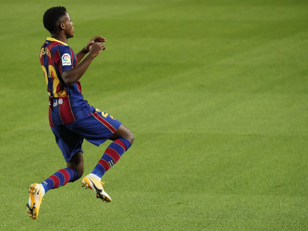 Foto: Ansu Fati celebra su segundo al Villarreal en el Camp Nou. (REUTERS)