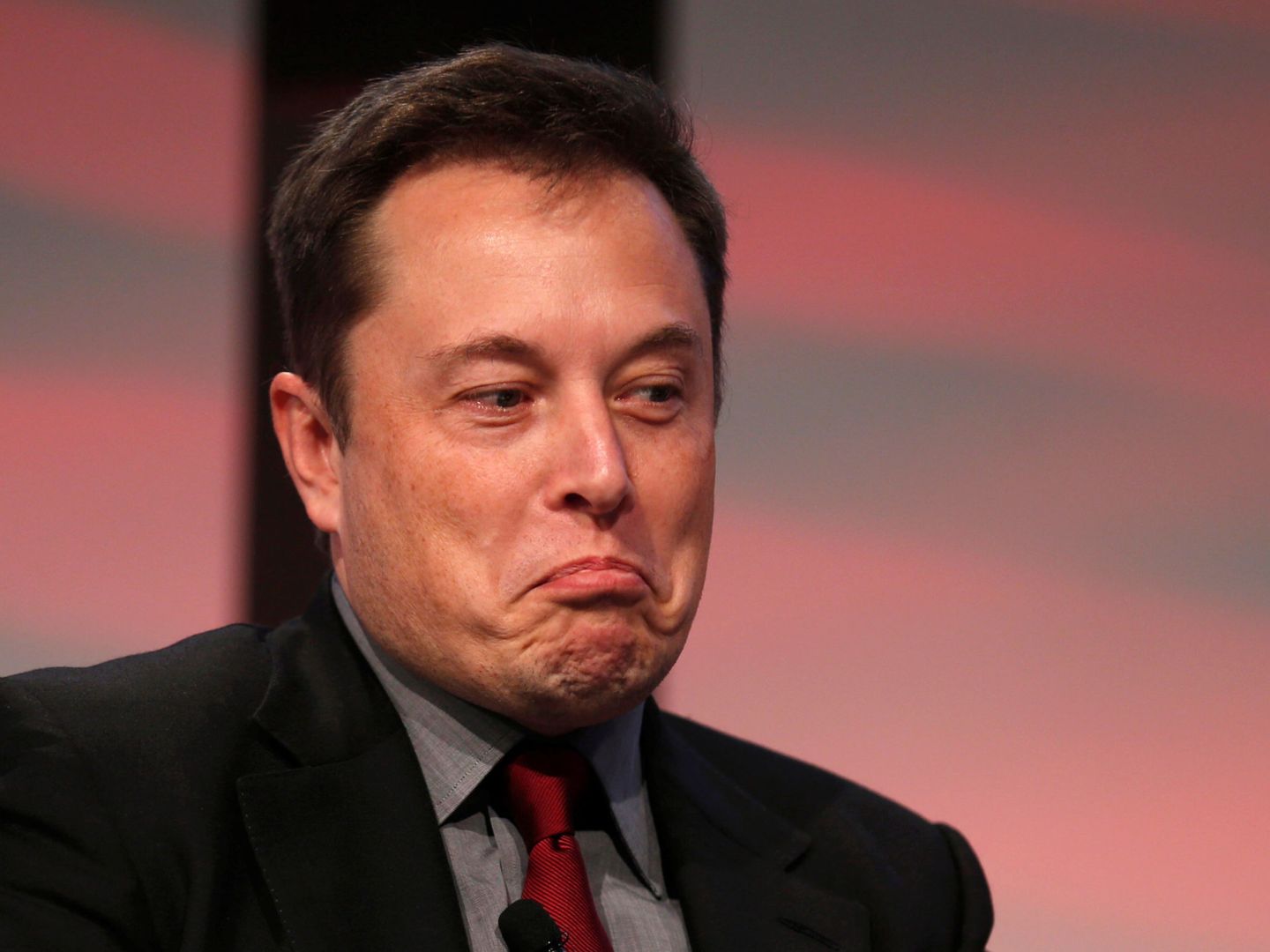 El CEO de Tesla, Elon Musk, en una rueda de prensa en enero de 2015. (Reuters) 
