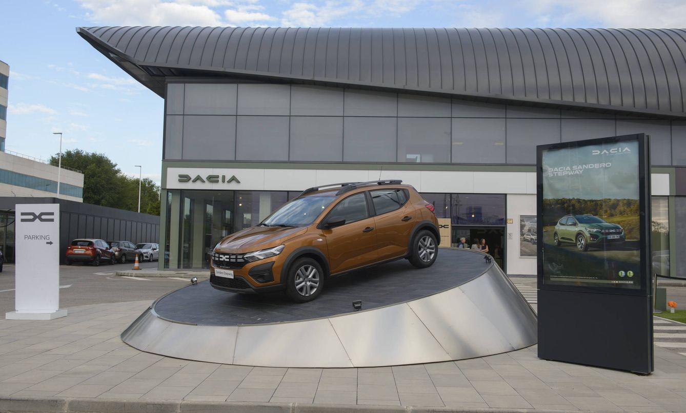 El 90% de los concesionarios de Dacia en España tienen ya la nueva imagen o la tendrán en breve.
