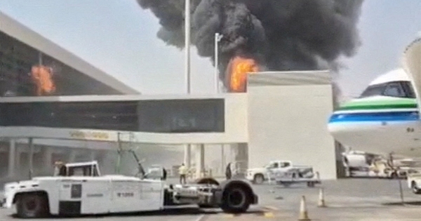 Un muerto y ocho heridos en un nuevo ataque a un aeropuerto internacional de Arabia Saudí