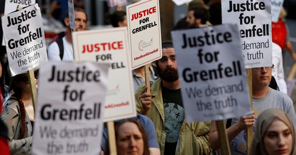 Foto: Manifestantes piden justicia para las víctimas del incendio de la torre Grenfell, en Londres, el 16 de junio de 2017. (Reuters)