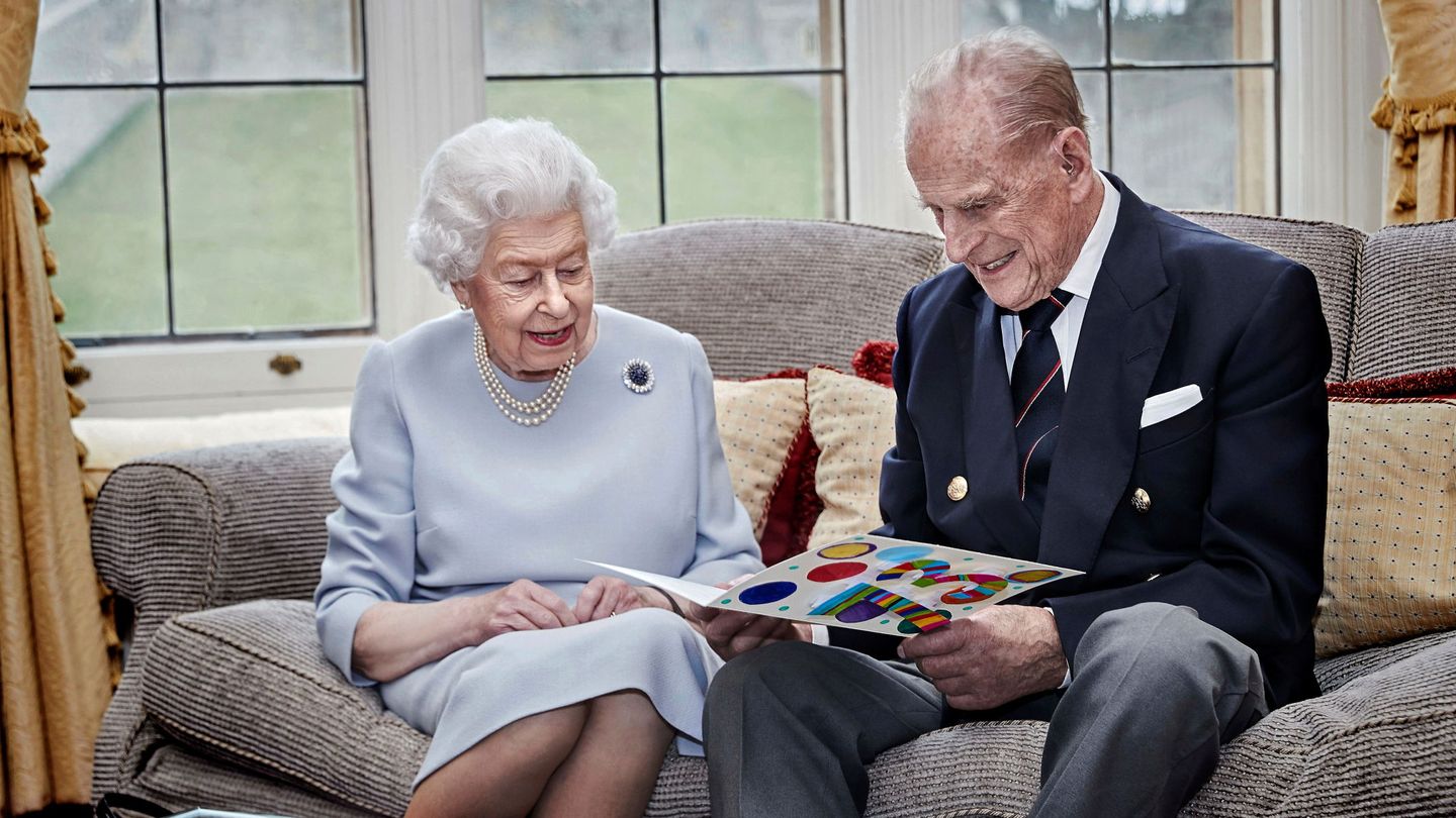 La reina Isabel y el duque de Edimburgo, el pasado noviembre en Windsor. (Reuters)