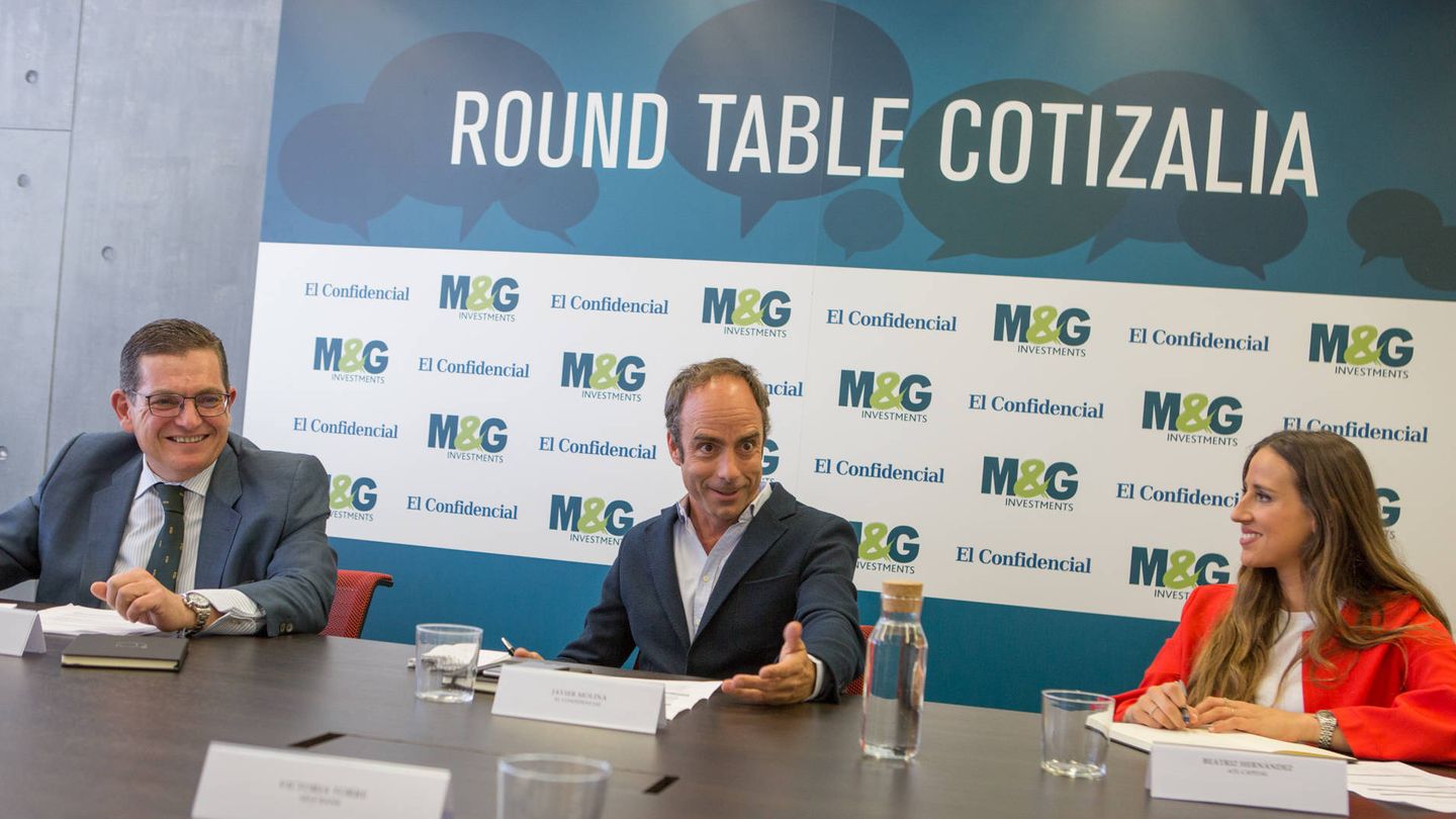 Ignacio Rodríguez, M&G Spain; Javier Molina, El Confidencial, y Beatriz Hernández, ATL Capital.